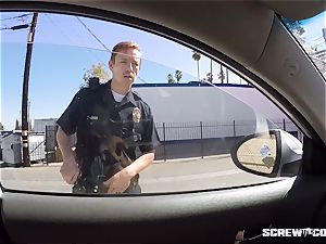 CAUGHT! black girl gets blasted sucking off a cop